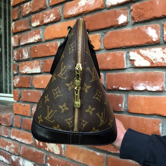 Louis Vuitton Alma PM in monogram - Picture 4 of 6